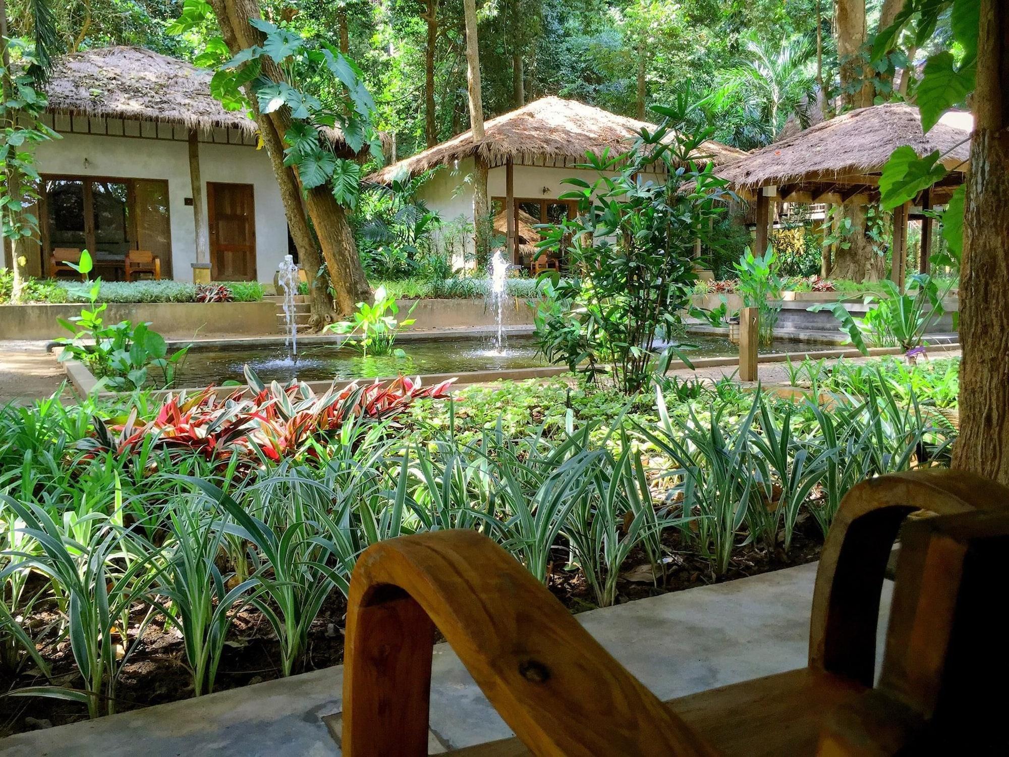 Mooban Talay Resort Koh Samet Екстериор снимка