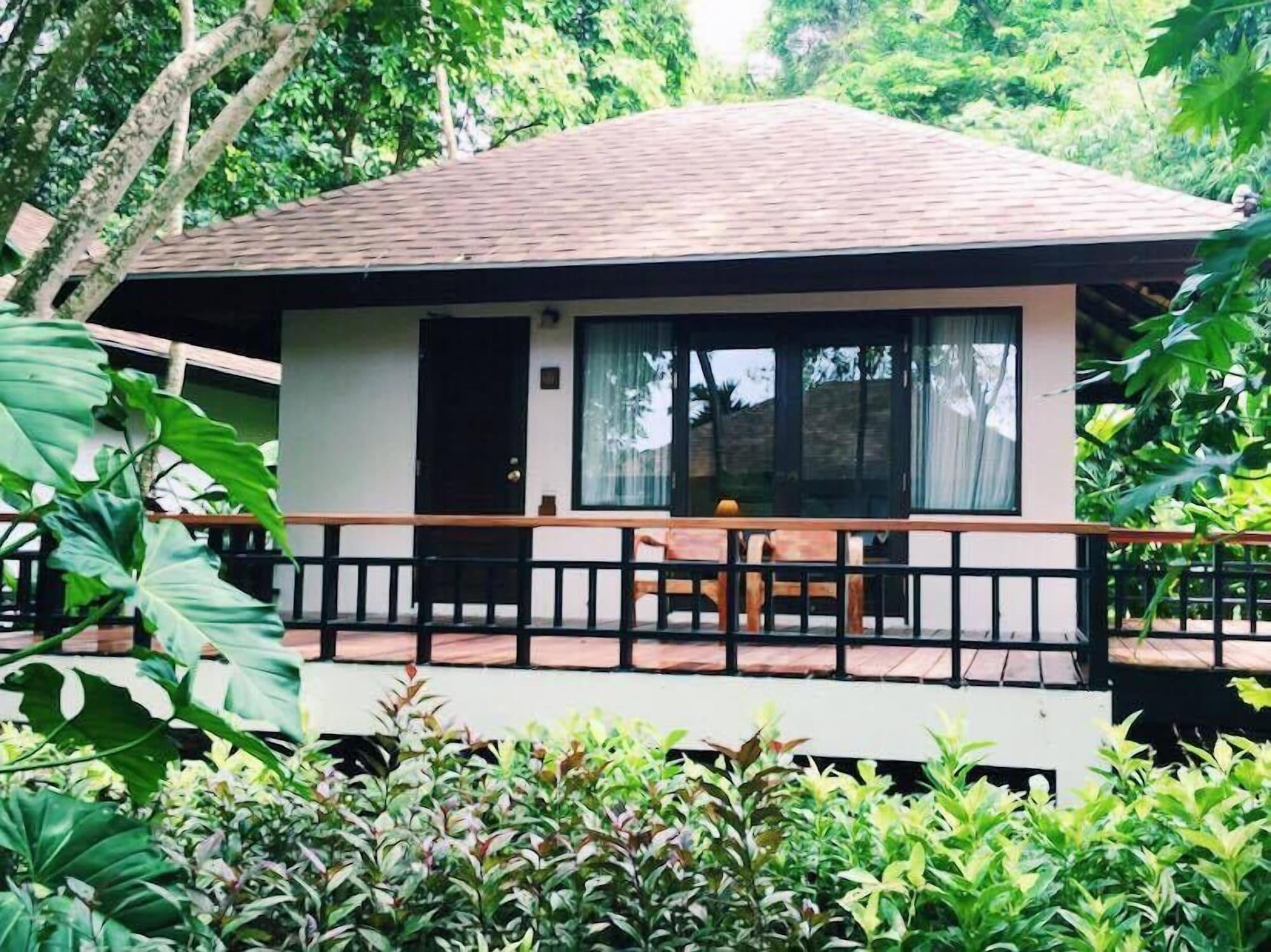 Mooban Talay Resort Koh Samet Екстериор снимка
