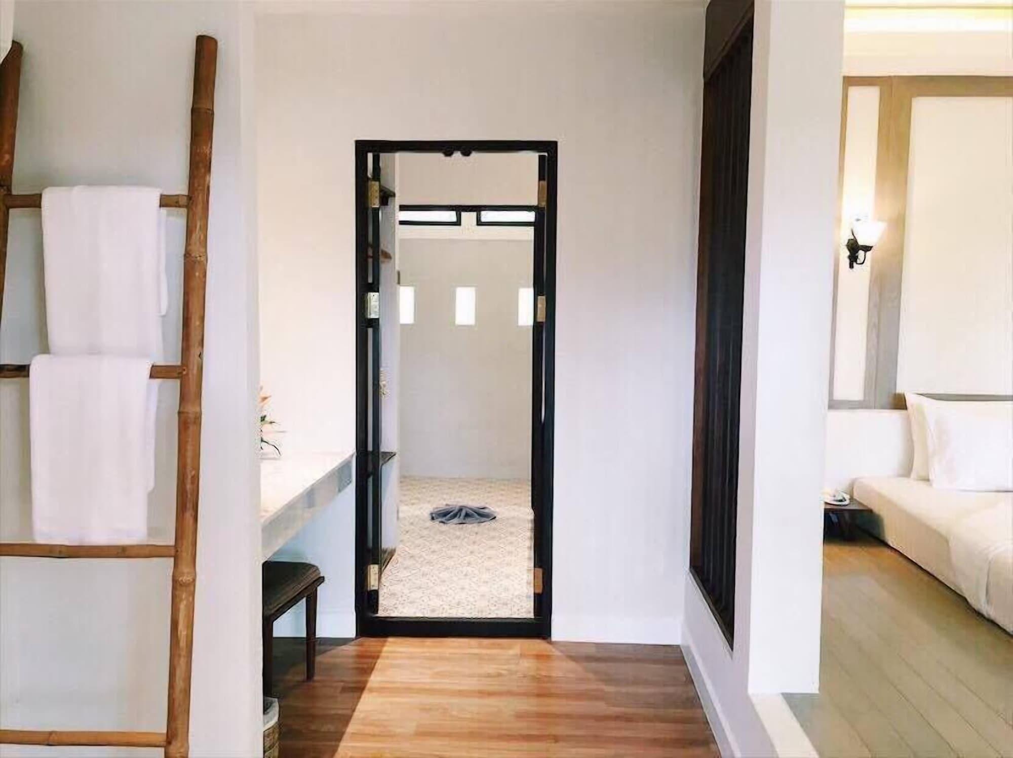 Mooban Talay Resort Koh Samet Екстериор снимка